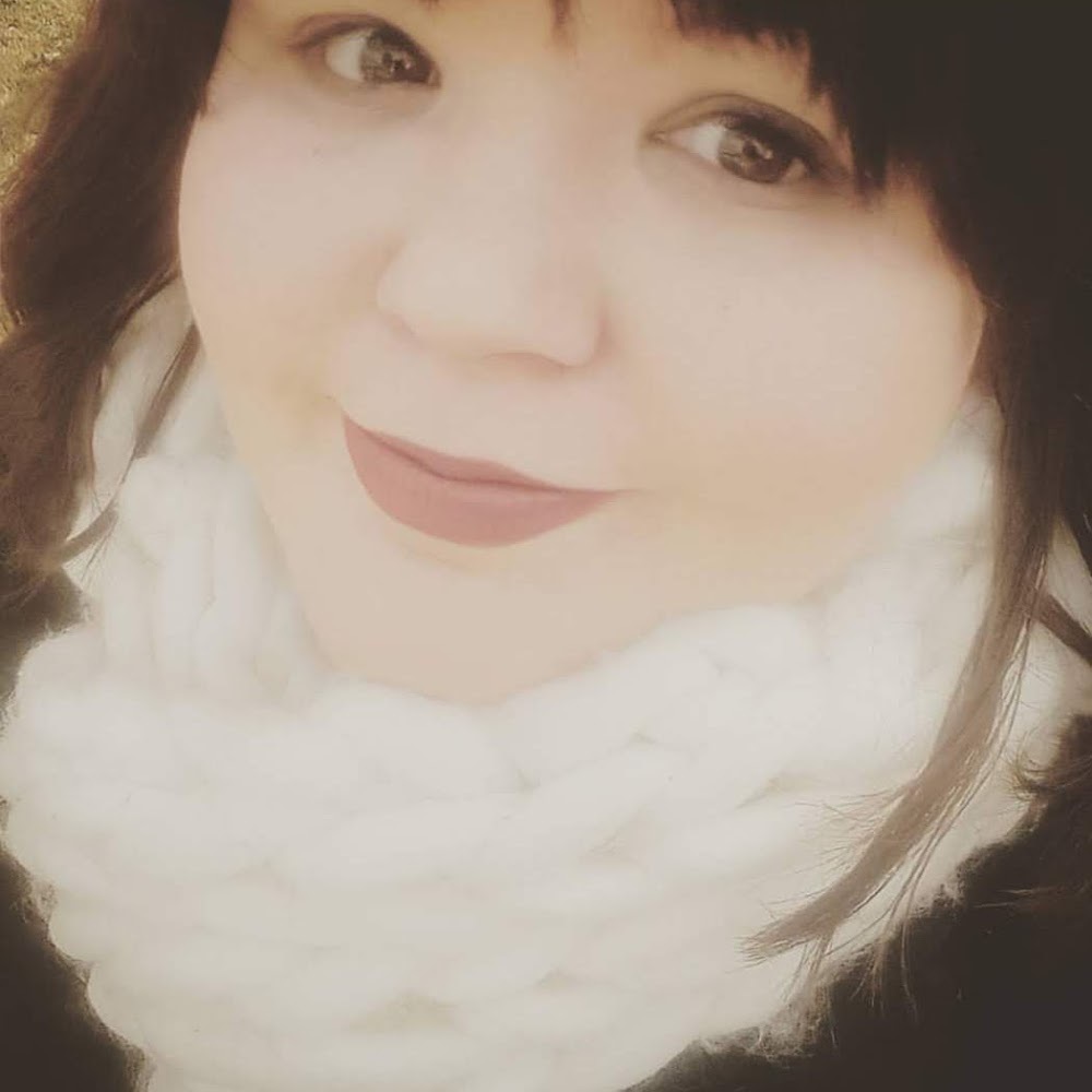Meet your Posher, Jacqueline
